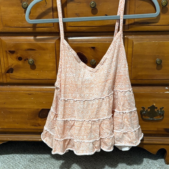 American Eagle Outfitters Peach Geometric Camisole - Picture 1 of 3